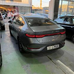 بي واي دي Qin Plus